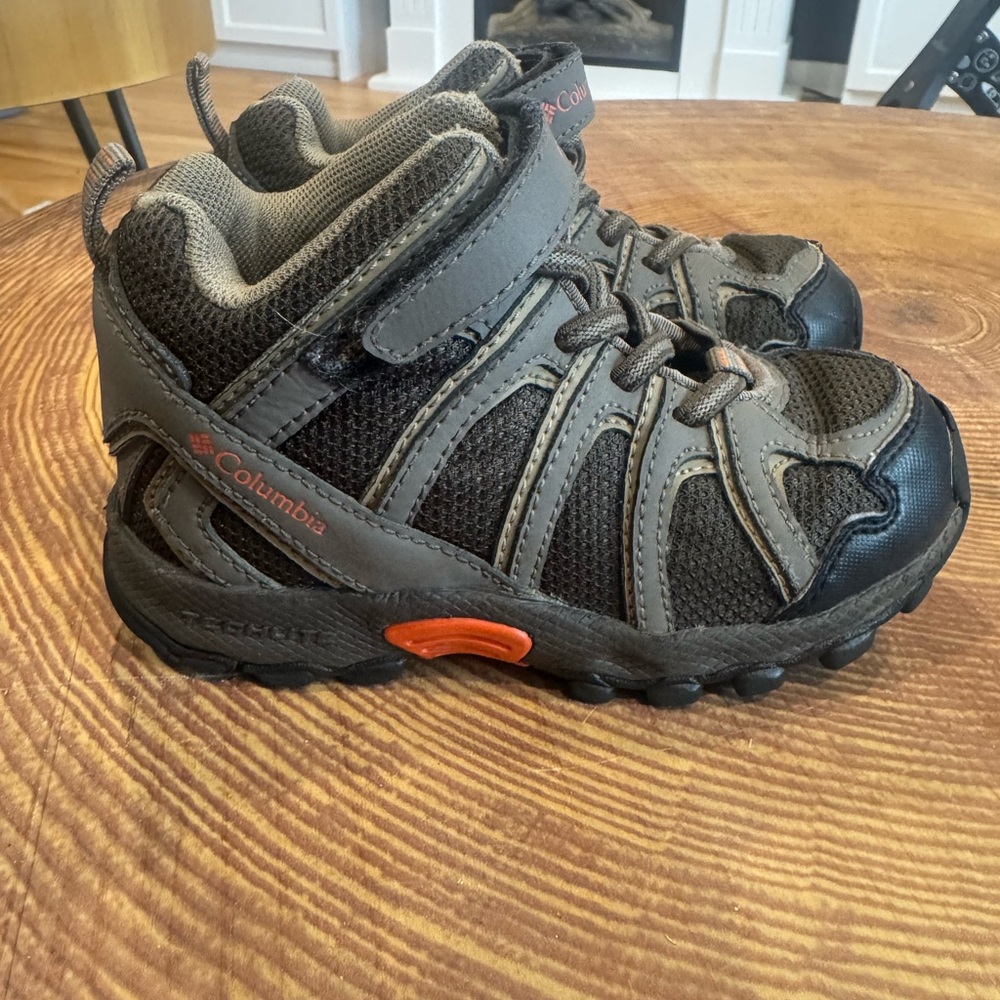 EUC Columbia Kids' Black and Gray Sneakers (Youth Size 10)
